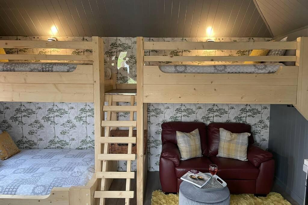 The Treehouse - Sleeps 4 Villa Old Leake ภายนอก รูปภาพ